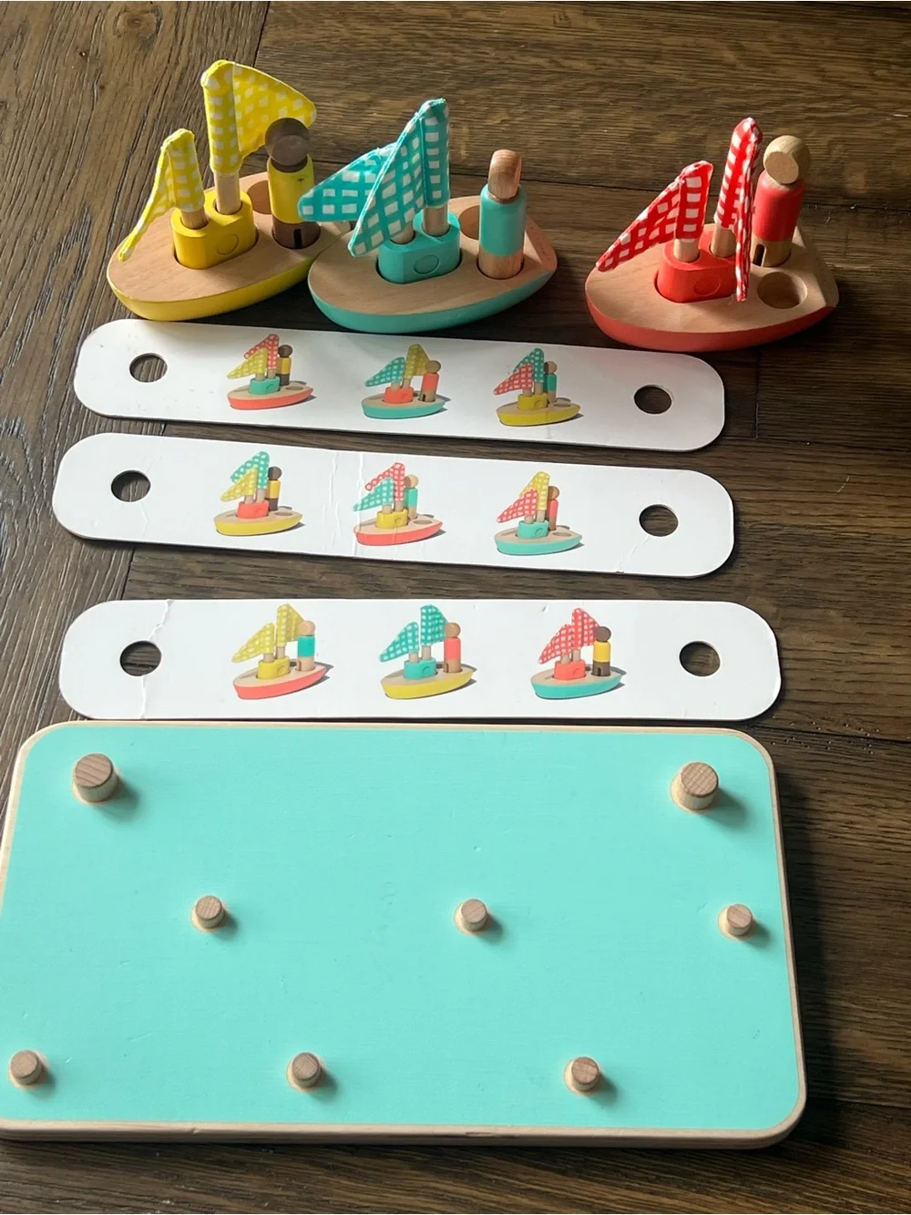 Pattern Match Boats & Cards Learning Set - Yellow, Teal, Red